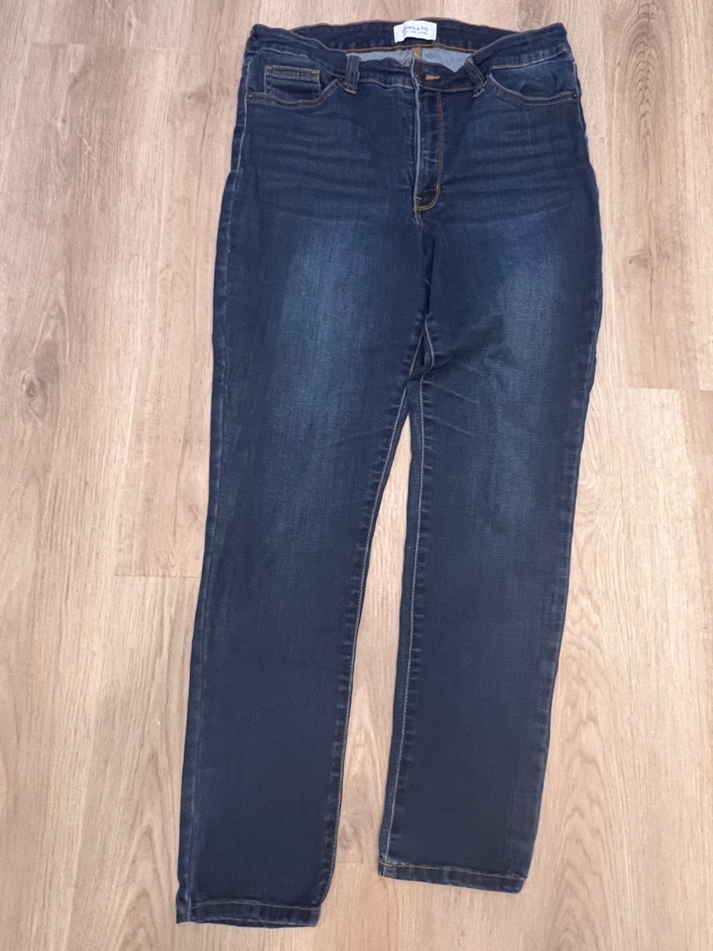 crown & ivy Dark Indigo Skinny Jeans